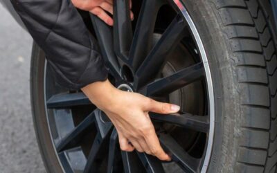 El truco de la Guardia Civil para saber cuándo caducan los neumáticos